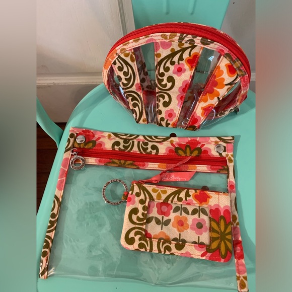 Vera Bradley Folkloric Beach Tote Bag + Matching Toiletry Bags & Key Wallet - Picture 11 of 15